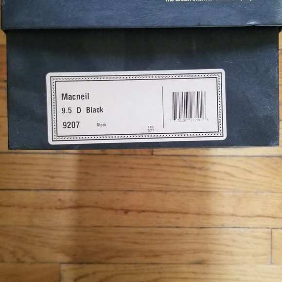 Allen Edmonds Men's shoe/style-MacNeil/Size-9.5 - Picture 3 of 3